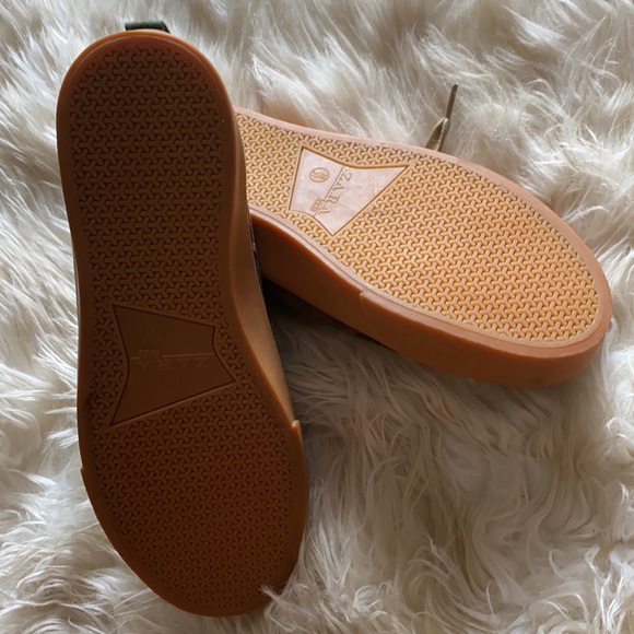 Zara Sneakers - Picture 5 of 8